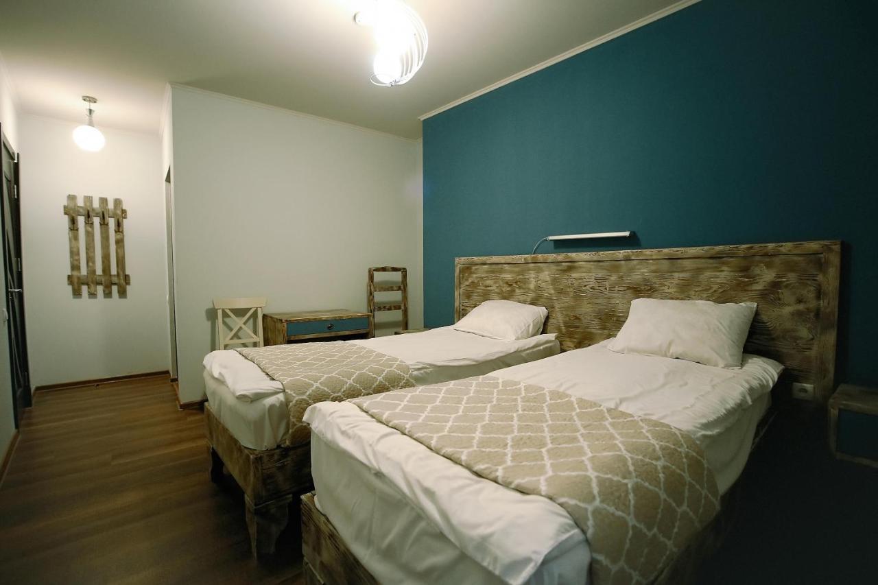 Hotel Kutaisi Globus Екстериор снимка