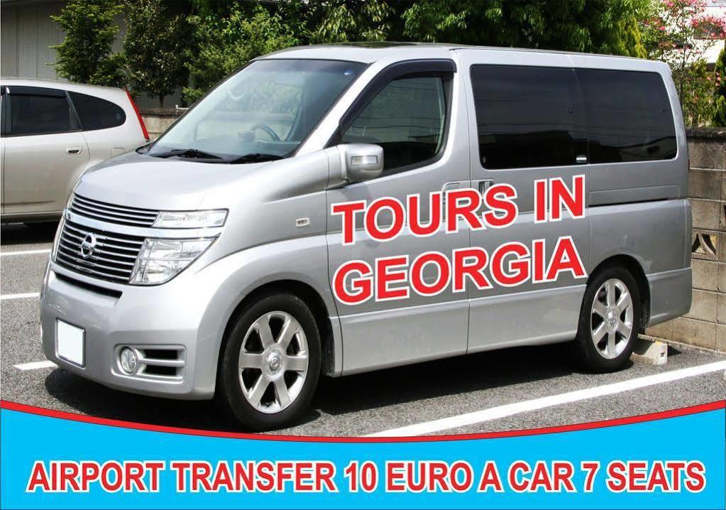 Hotel Kutaisi Globus Екстериор снимка